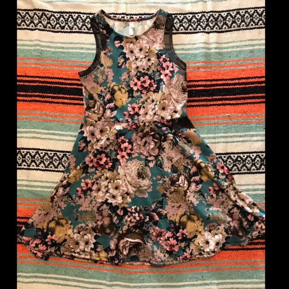 Cute floral dress 🌷